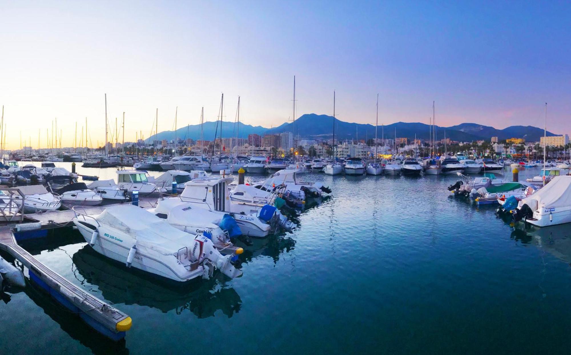 Benal Beach Suite Ii, Estudio Con Parque Acuatico Y Vistas Al Mar. 贝纳尔马德纳 外观 照片