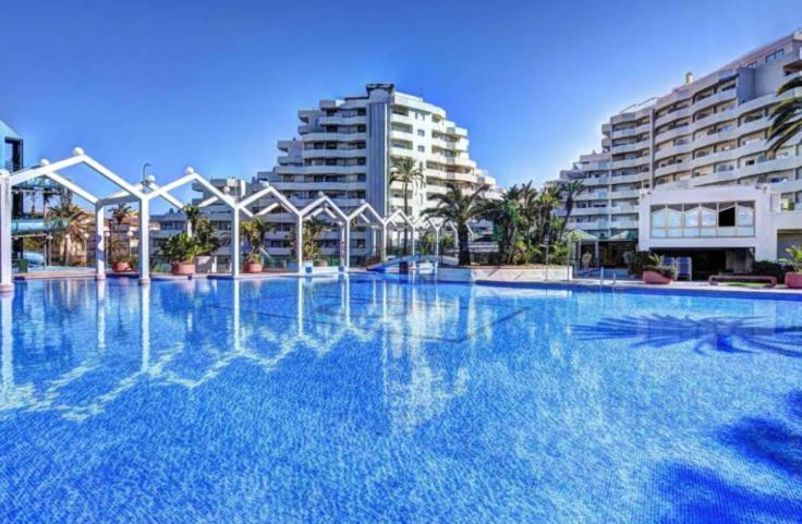 Benal Beach Suite Ii, Estudio Con Parque Acuatico Y Vistas Al Mar. 贝纳尔马德纳 外观 照片