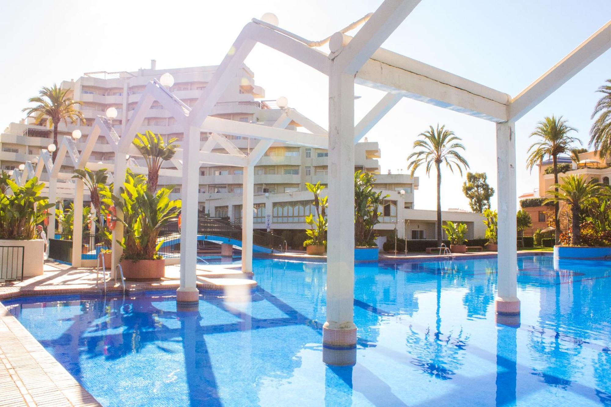 Benal Beach Suite Ii, Estudio Con Parque Acuatico Y Vistas Al Mar. 贝纳尔马德纳 外观 照片