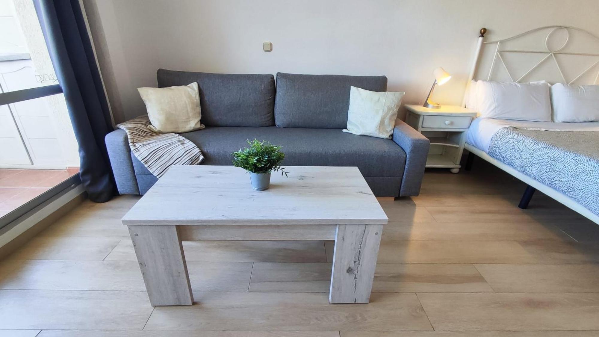 Benal Beach Suite Ii, Estudio Con Parque Acuatico Y Vistas Al Mar. 贝纳尔马德纳 外观 照片